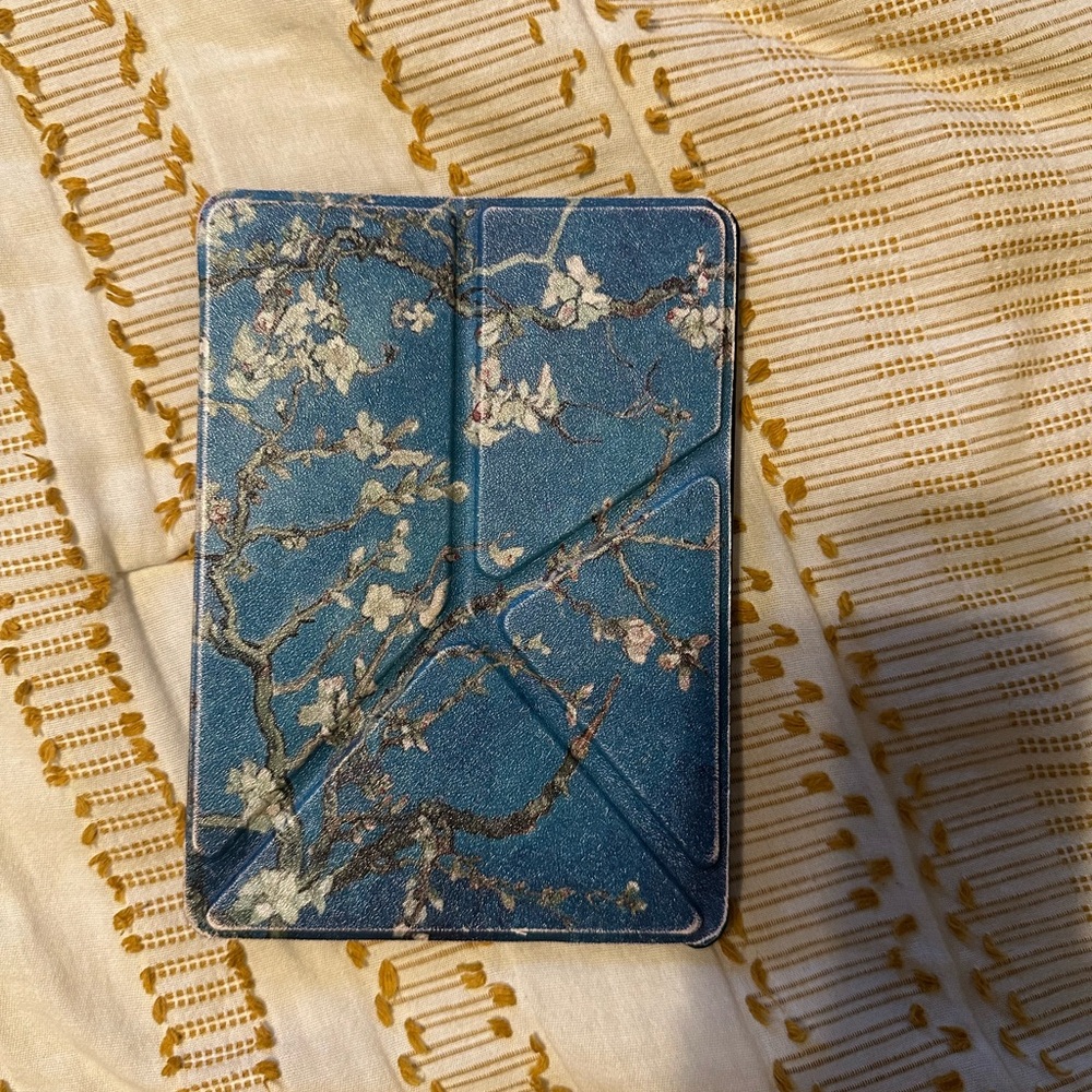 Floral Blue kindle paperwhite 11th gen Case